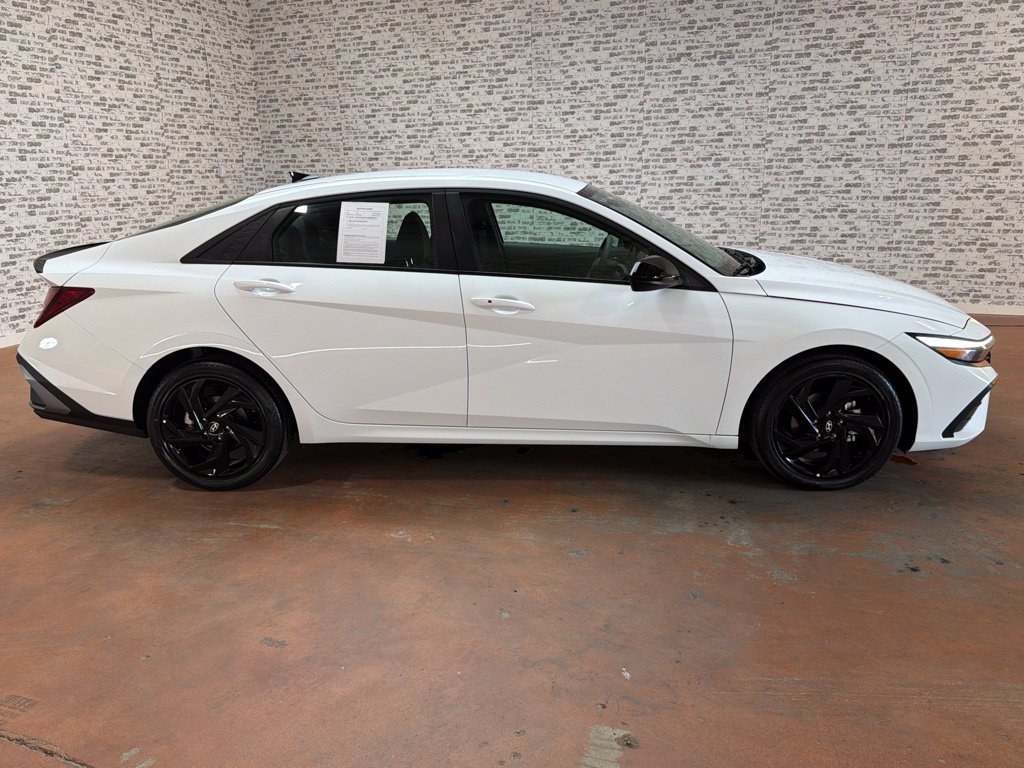 Certified 2026 Hyundai Elantra Sport FWD image 8