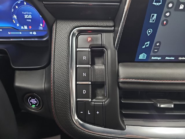 Used 2024 Chevrolet Suburban RST w/ Luxury Package AWD/4WD image 21