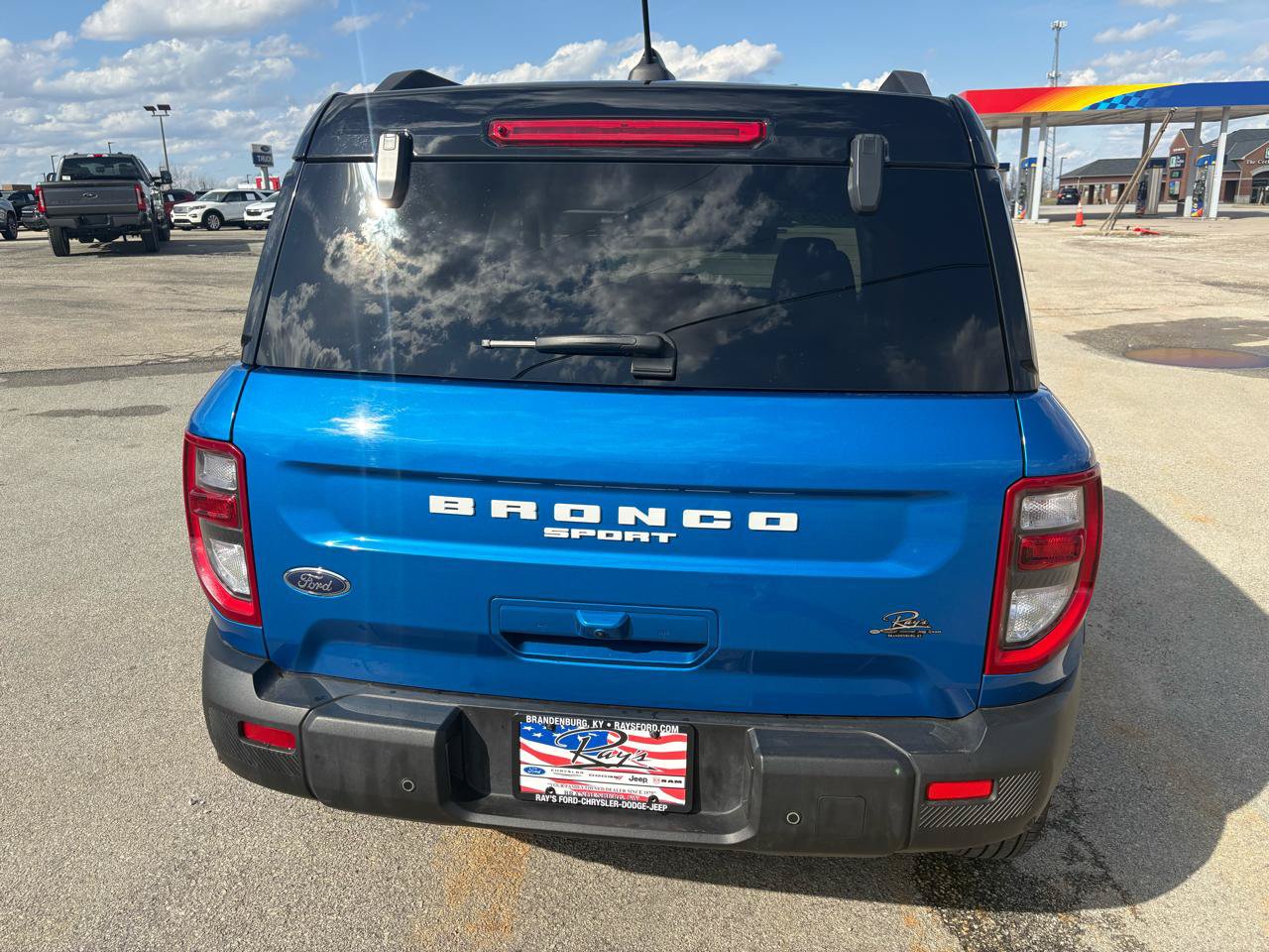 Used 2025 Ford Bronco Sport Outer Banks w/ Outer Banks Tech Package+ AWD/4WD image 4