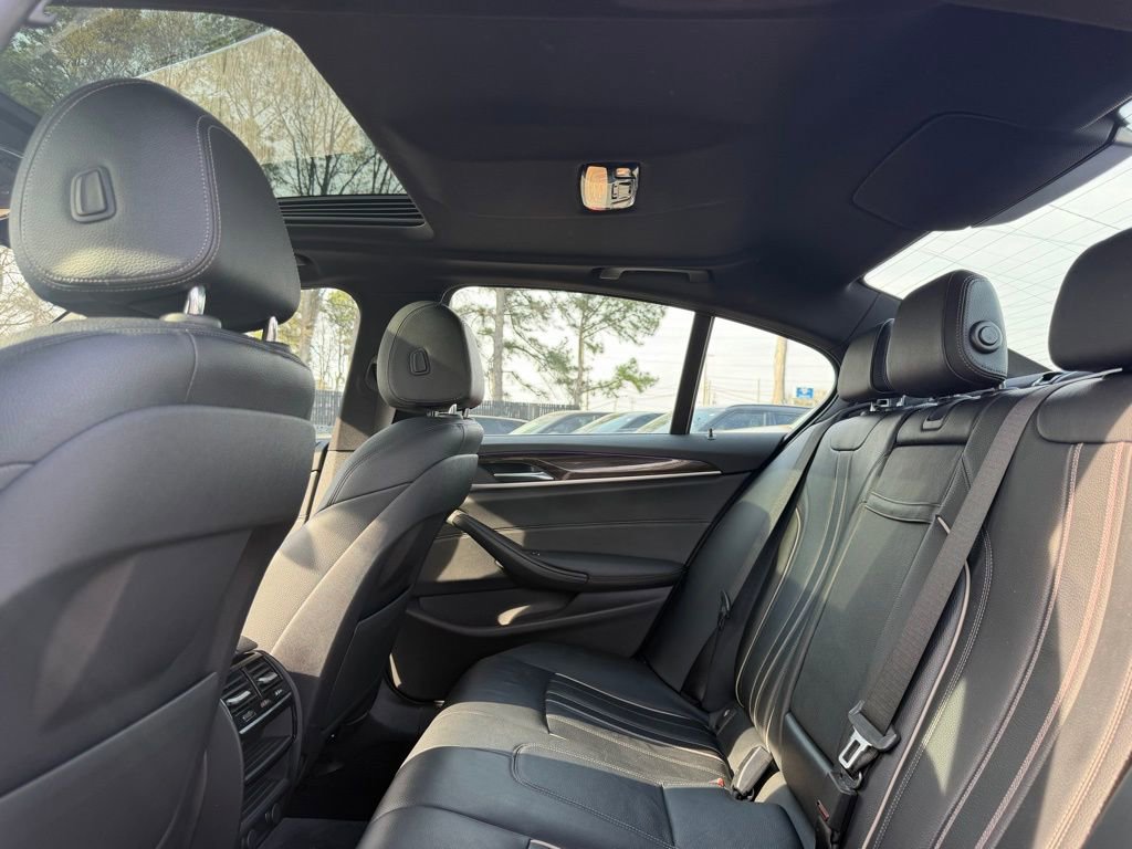 Used 2019 BMW 540i RWD image 24