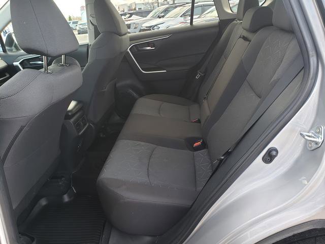 Used 2021 Toyota RAV4 XLE image 12