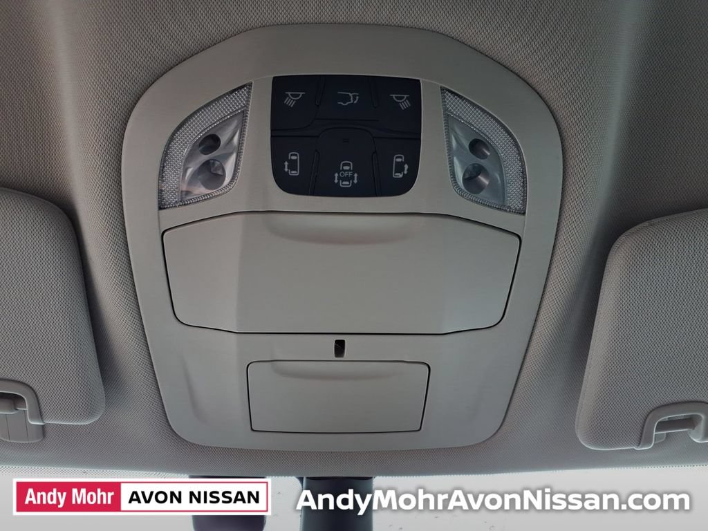 Used 2019 Chrysler Pacifica Touring Plus w/ Advanced Safetytec Group FWD image 27