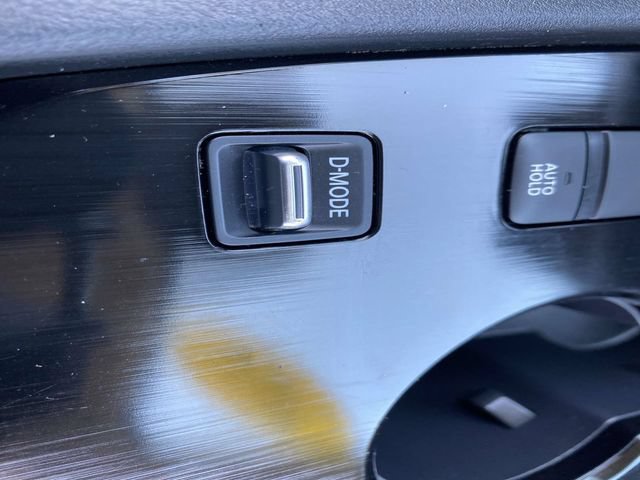 Used 2024 Nissan Rogue SV FWD image 32