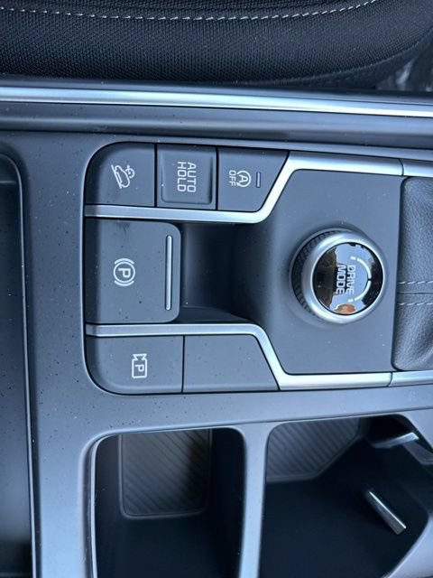 New 2026 Kia Sorento LX FWD image 35