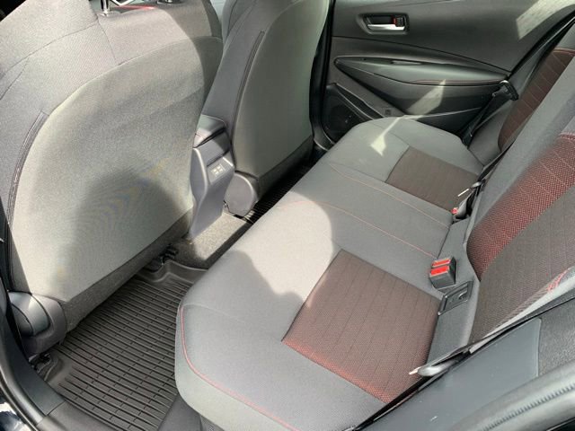 Used 2025 Toyota Corolla SE w/ SE Premium Package image 12