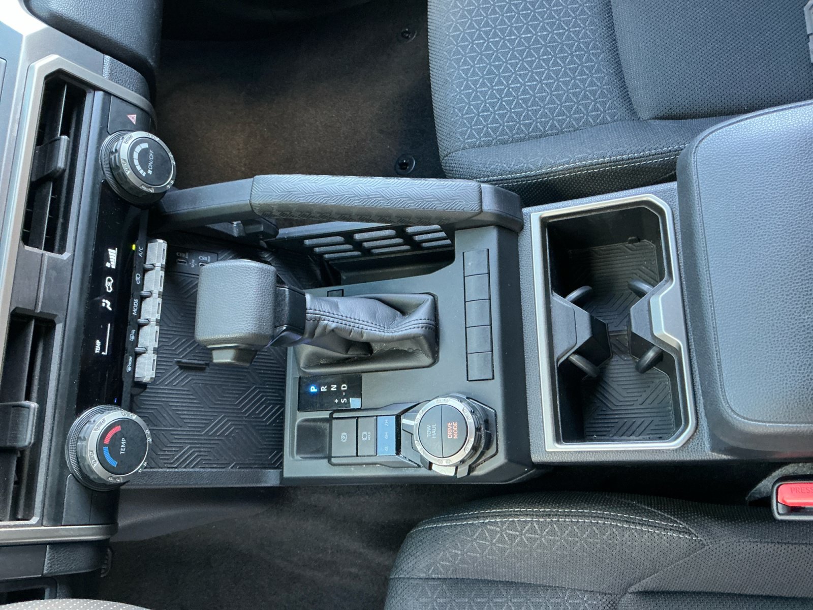 Certified 2025 Toyota 4Runner SR5 AWD/4WD image 15