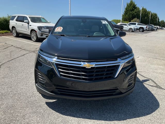 Used 2024 Chevrolet Equinox LS w/ LS Convenience Package image 2