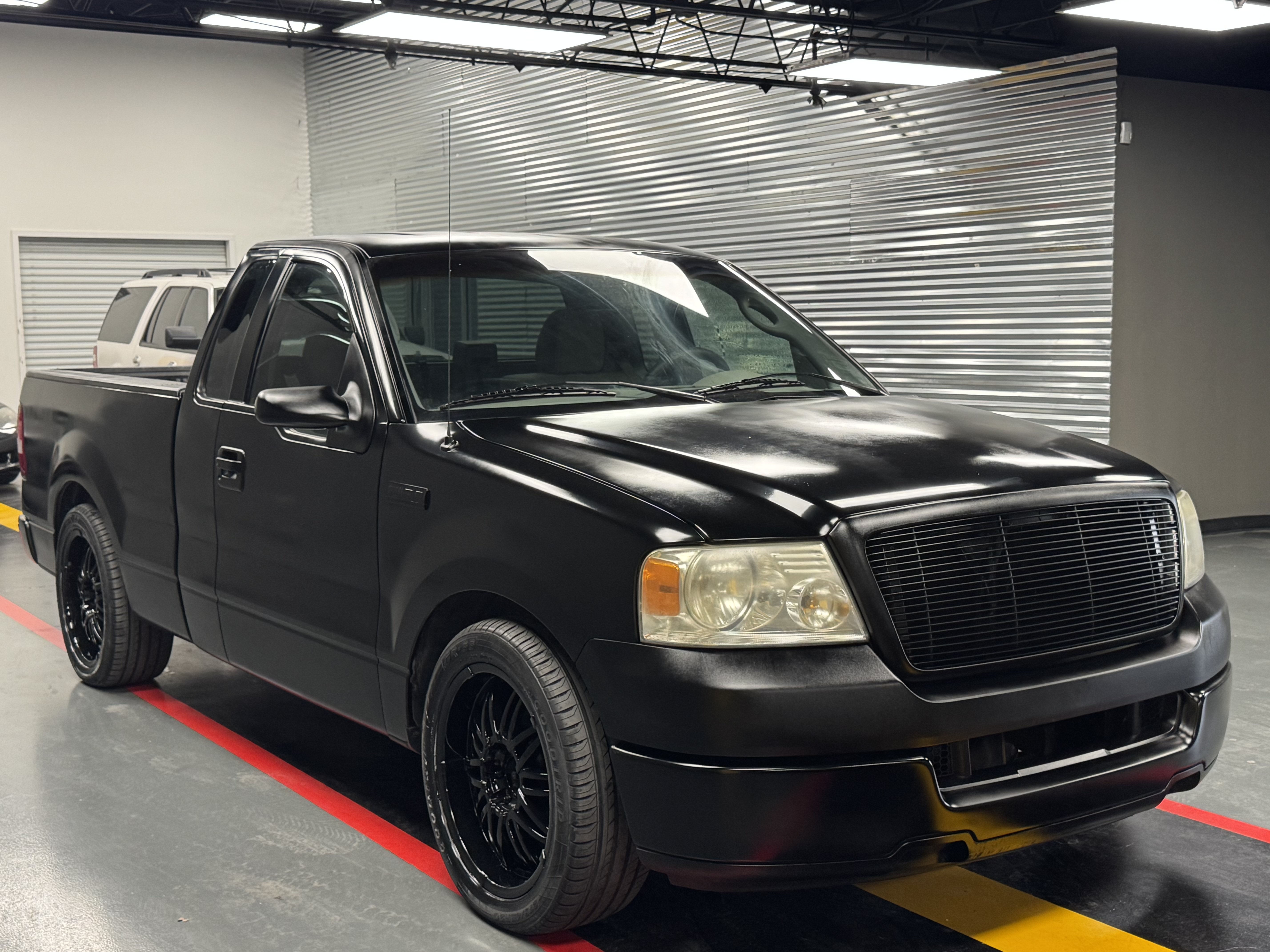 Used 2005 Ford F150 XL RWD image 7