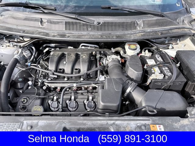 Used 2018 Ford Explorer XLT w/ Equipment Group 202A FWD image 30