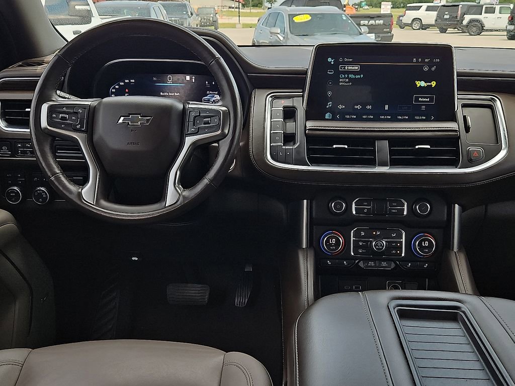 Used 2022 Chevrolet Tahoe Z71 w/ Z71 Off-Road Package AWD/4WD image 18