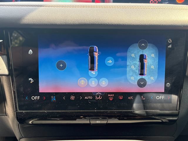 Used 2025 Lincoln Navigator L Black Label AWD/4WD image 25