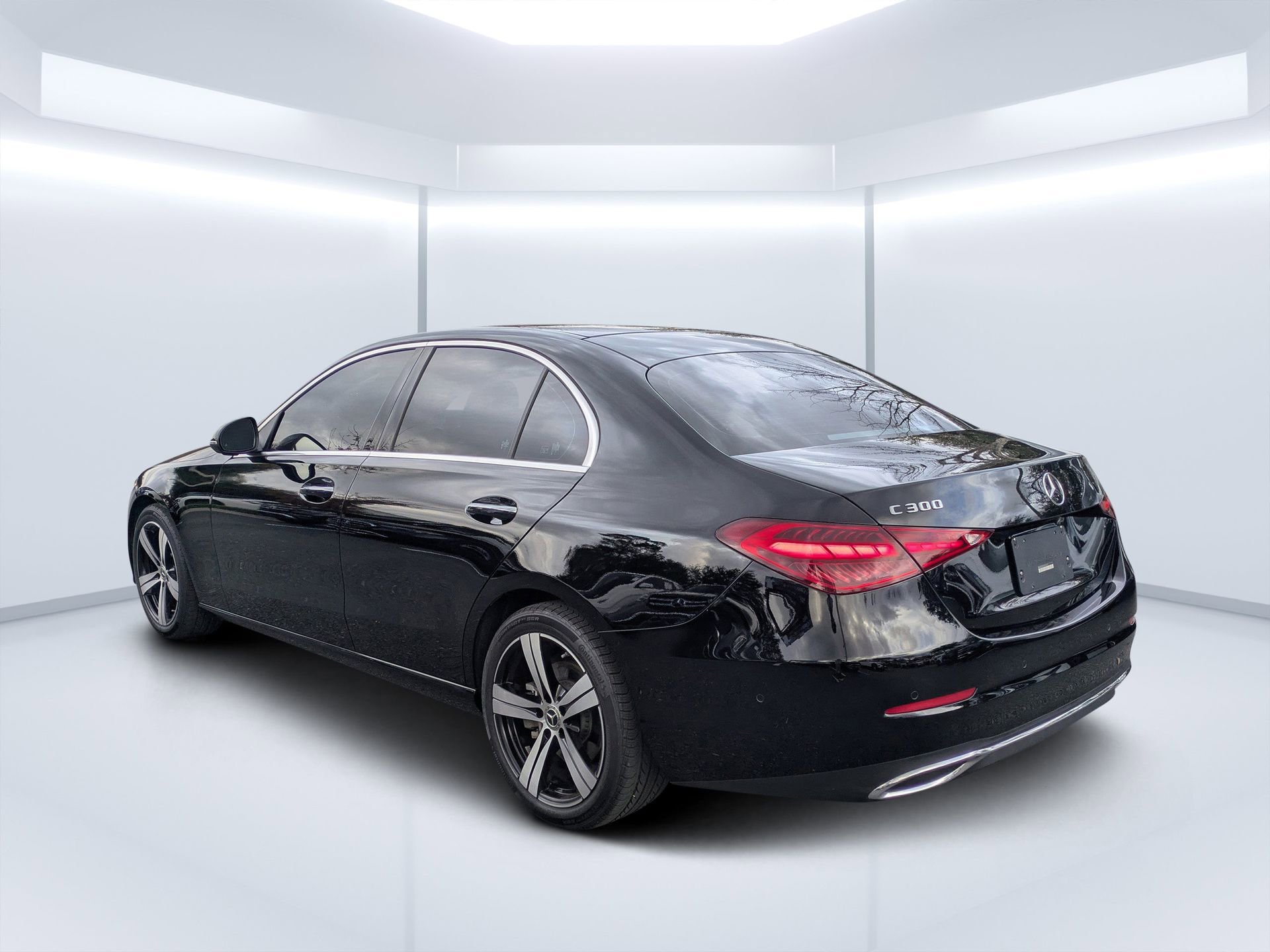 Used 2025 Mercedes-Benz C 300 Sedan image 7