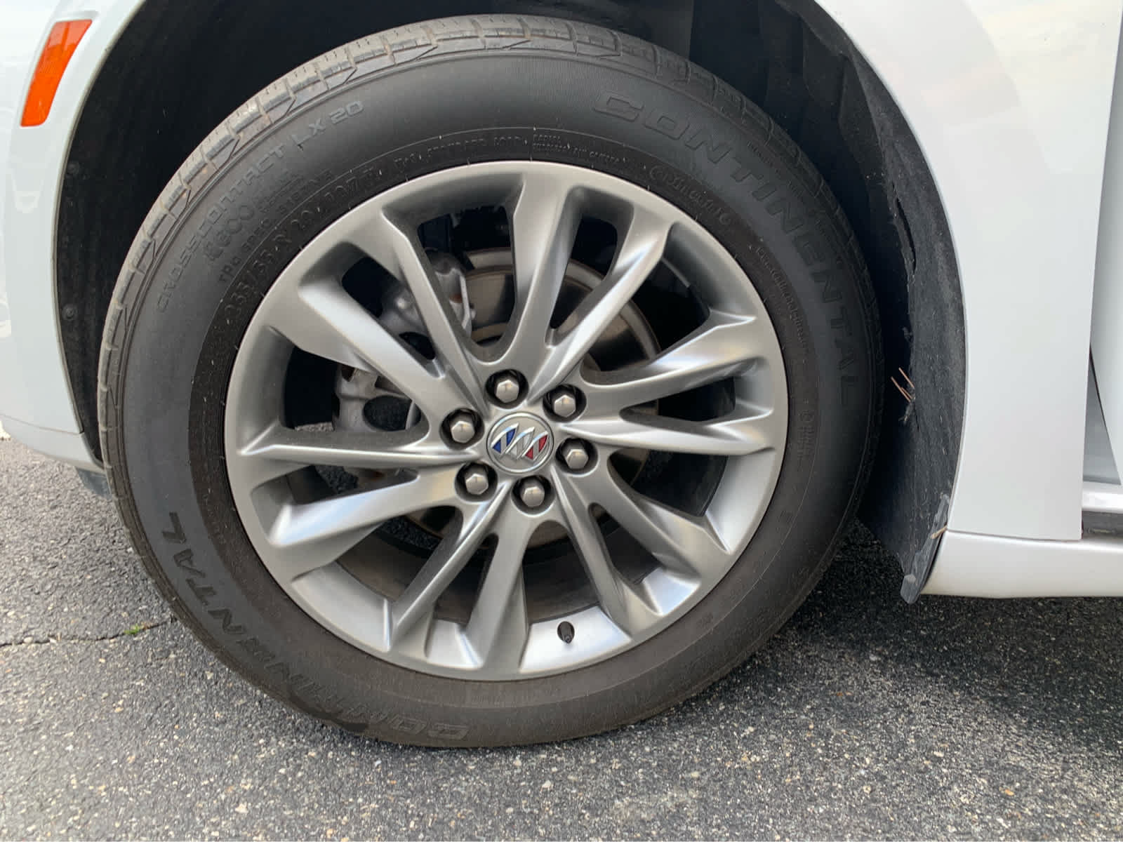 Used 2024 Buick Enclave Avenir w/ Avenir Technology Package FWD image 9