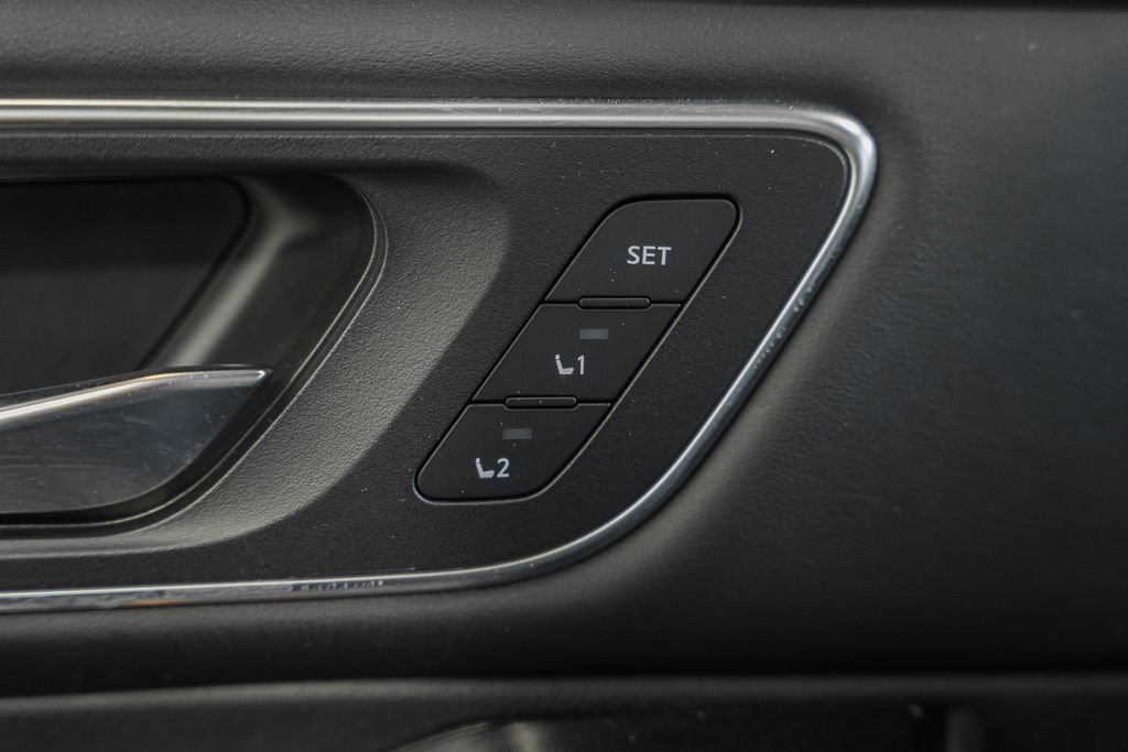 Used 2023 Nissan Rogue Platinum AWD/4WD image 45