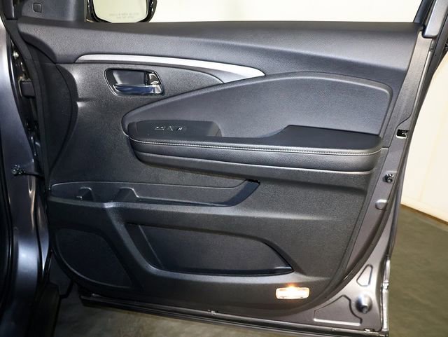 Used 2023 Honda Ridgeline RTL-E image 35