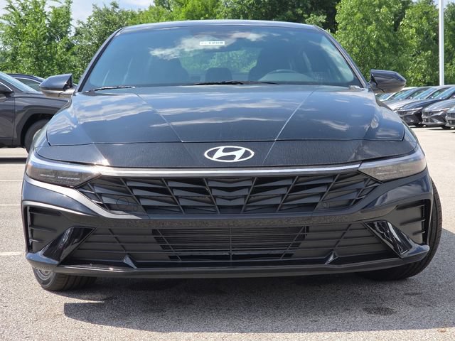 New 2026 Hyundai Elantra Sport FWD image 10