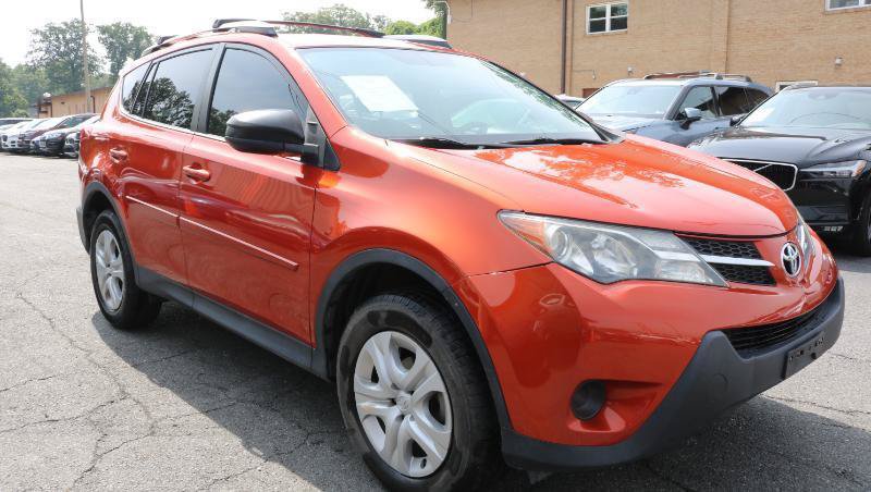 Used 2015 Toyota RAV4 LE AWD/4WD image 3