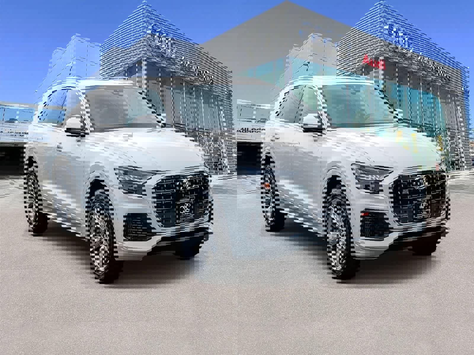 Used 2023 Audi Q8 Premium w/ Convenience Package image 5