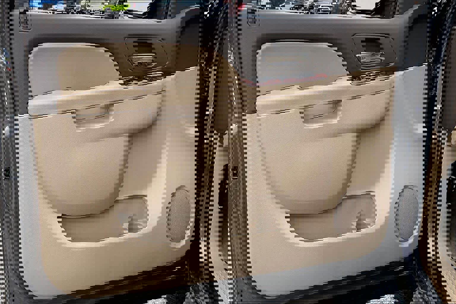 Used 2013 Chevrolet Tahoe LS w/ Texas Edition image 19