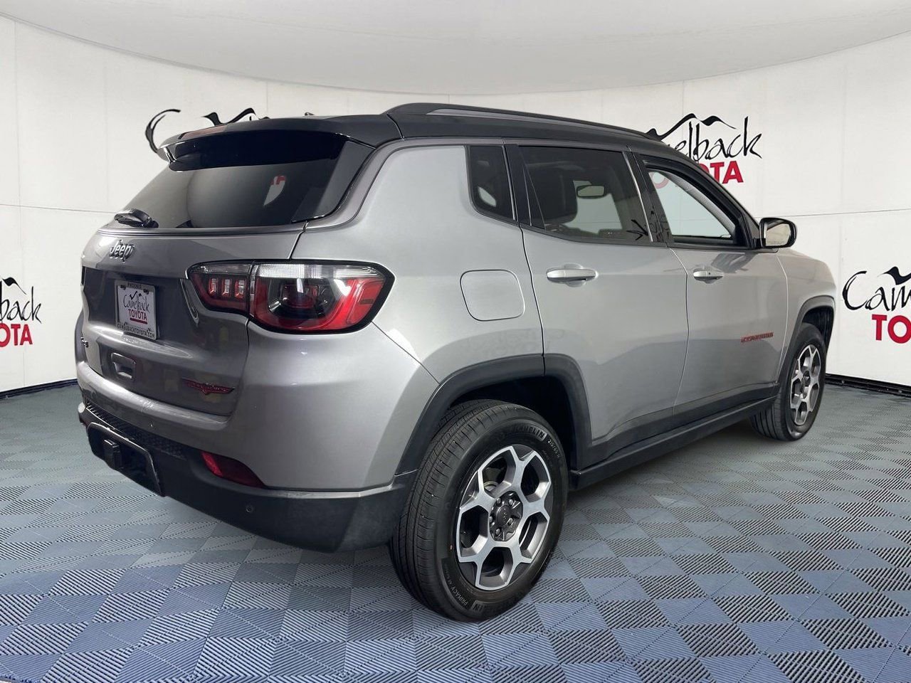 Used 2022 Jeep Compass Trailhawk w/ Sun and Sound Group image 7