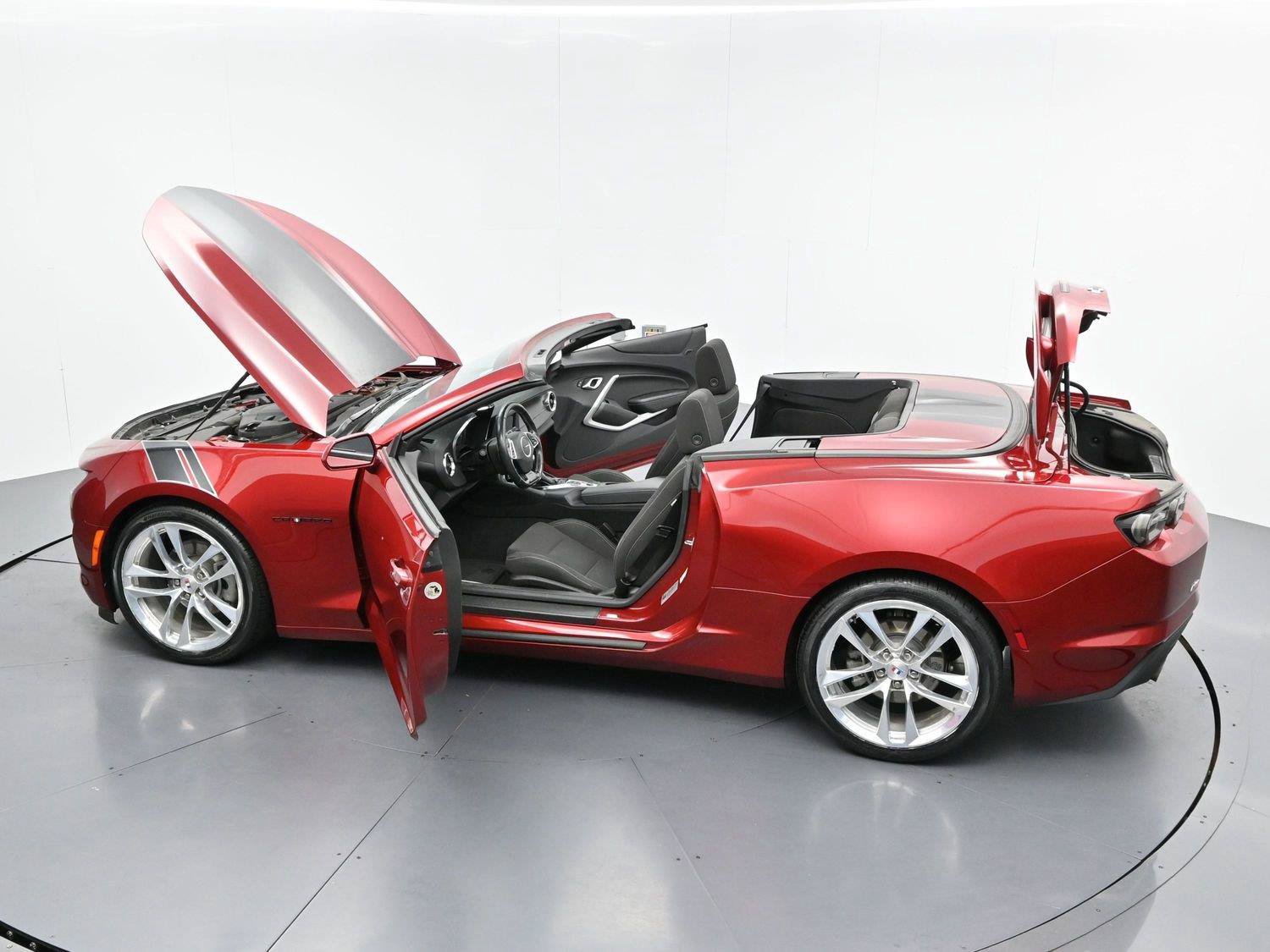Used 2021 Chevrolet Camaro LT w/ Wild Cherry Design Package 1 RWD image 41
