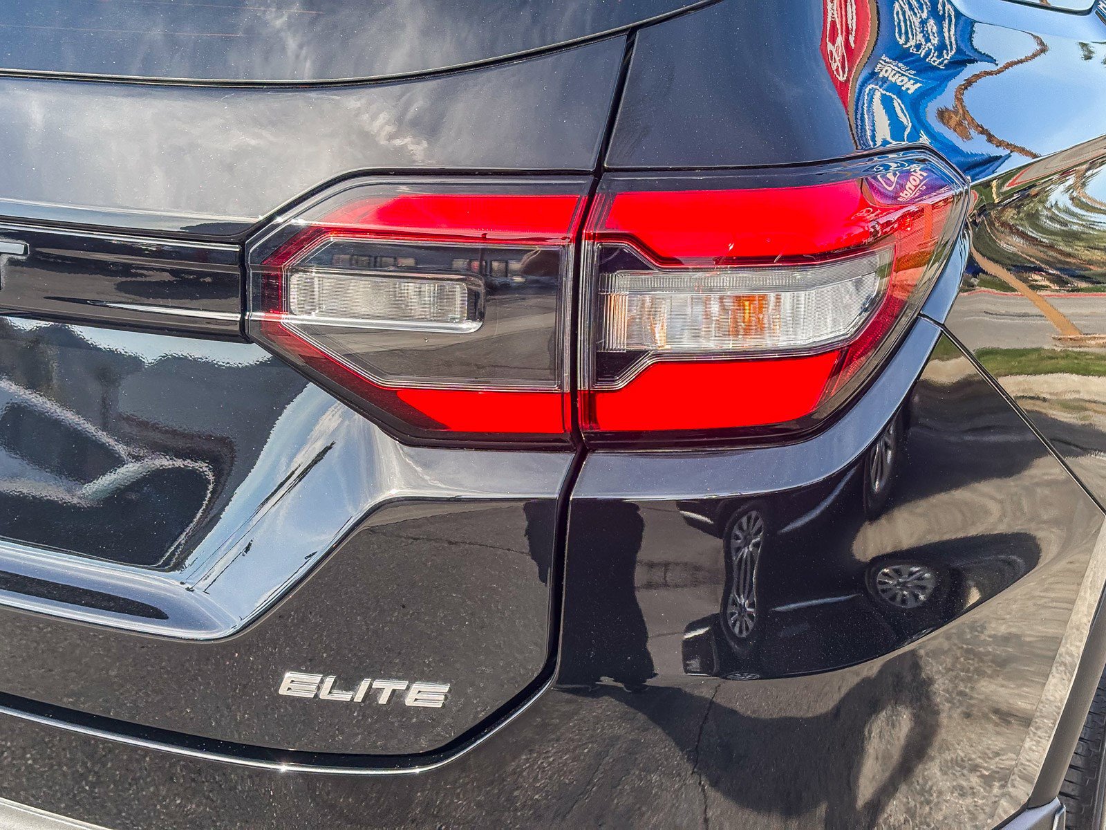 Certified 2025 Honda Pilot Elite image 8