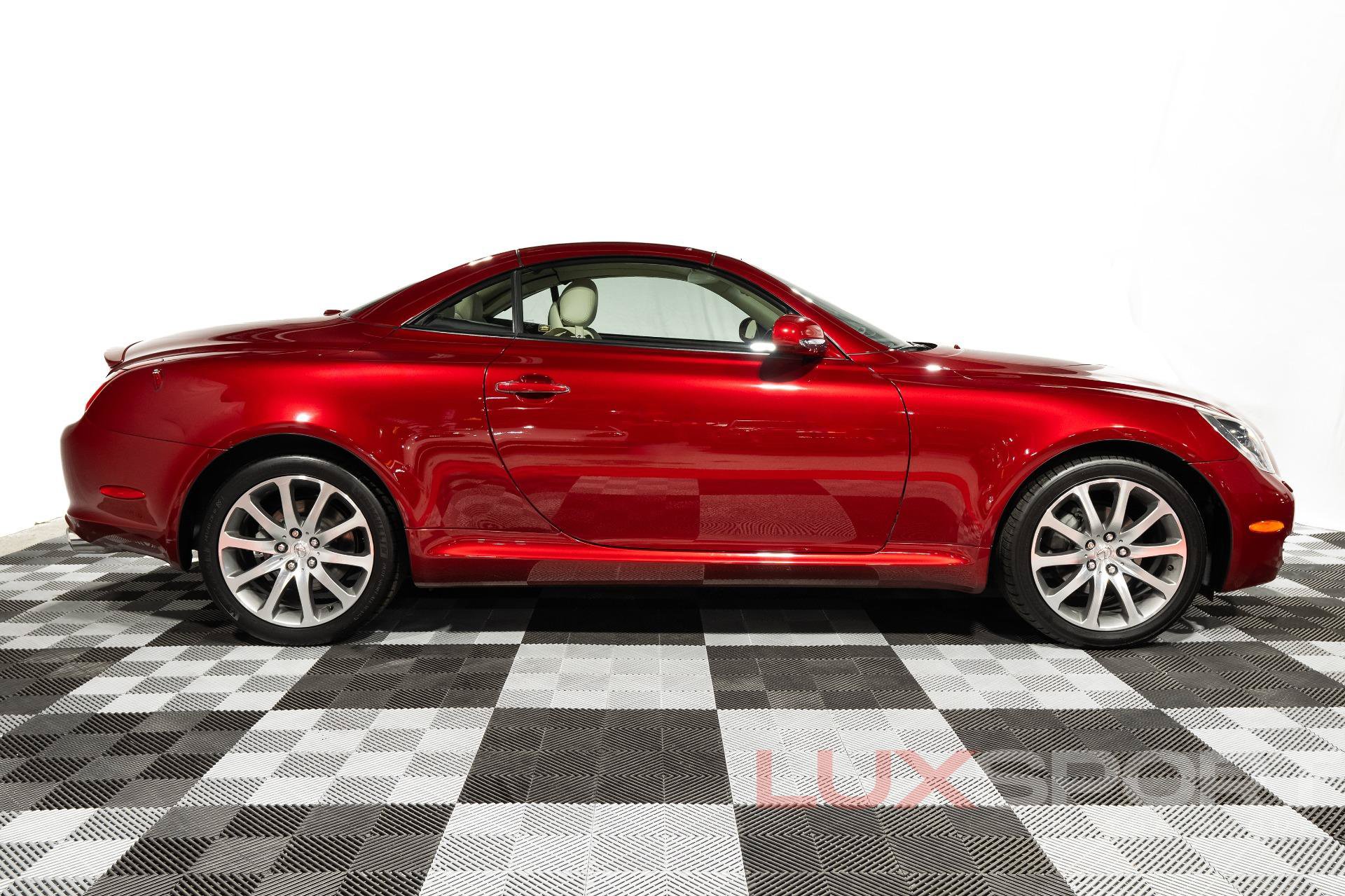 Used 2008 Lexus SC 430 Convertible RWD image 8