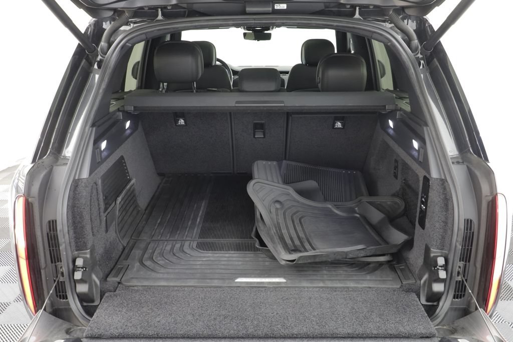 Certified 2024 Land Rover Range Rover SE AWD/4WD image 18