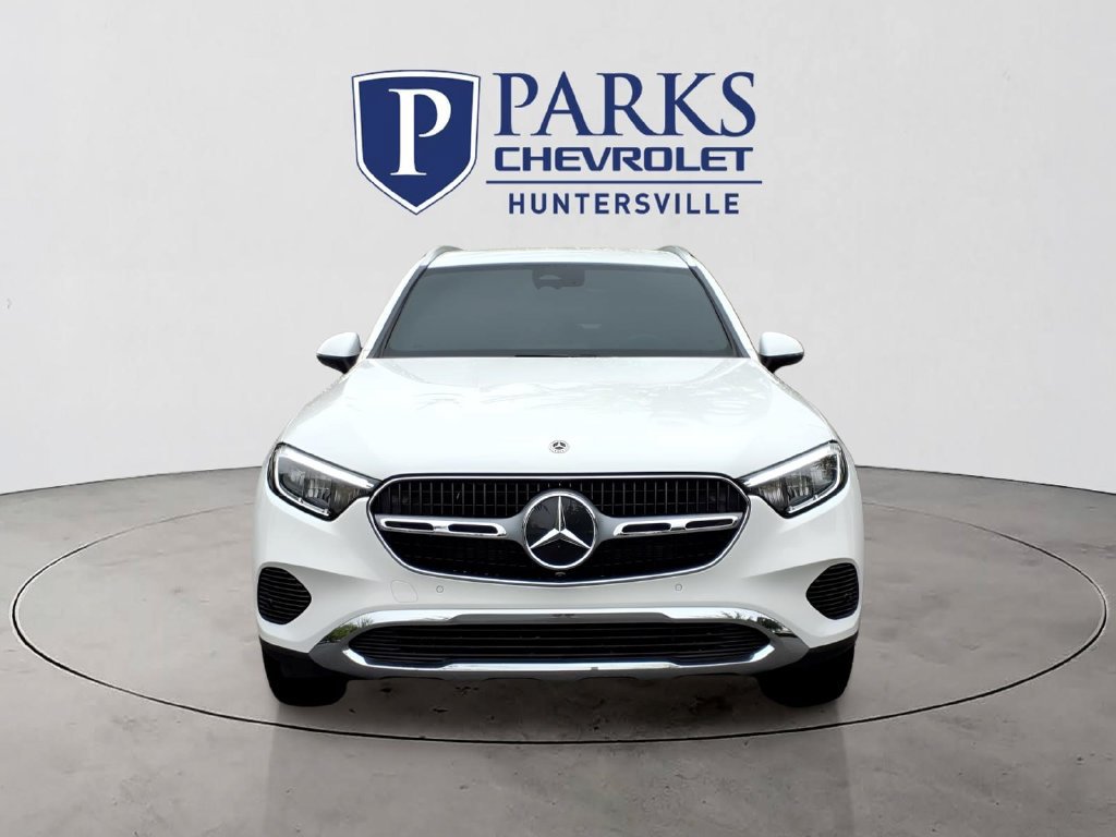 Used 2025 Mercedes-Benz GLC 300 image 2