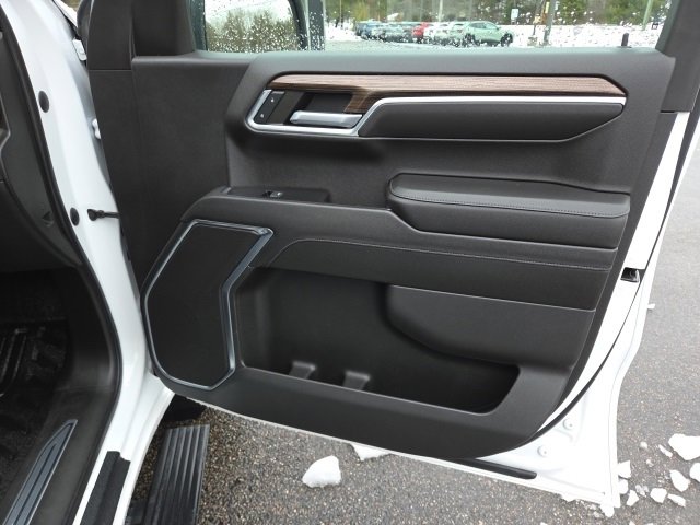 Used 2022 Chevrolet Silverado 1500 LT image 48