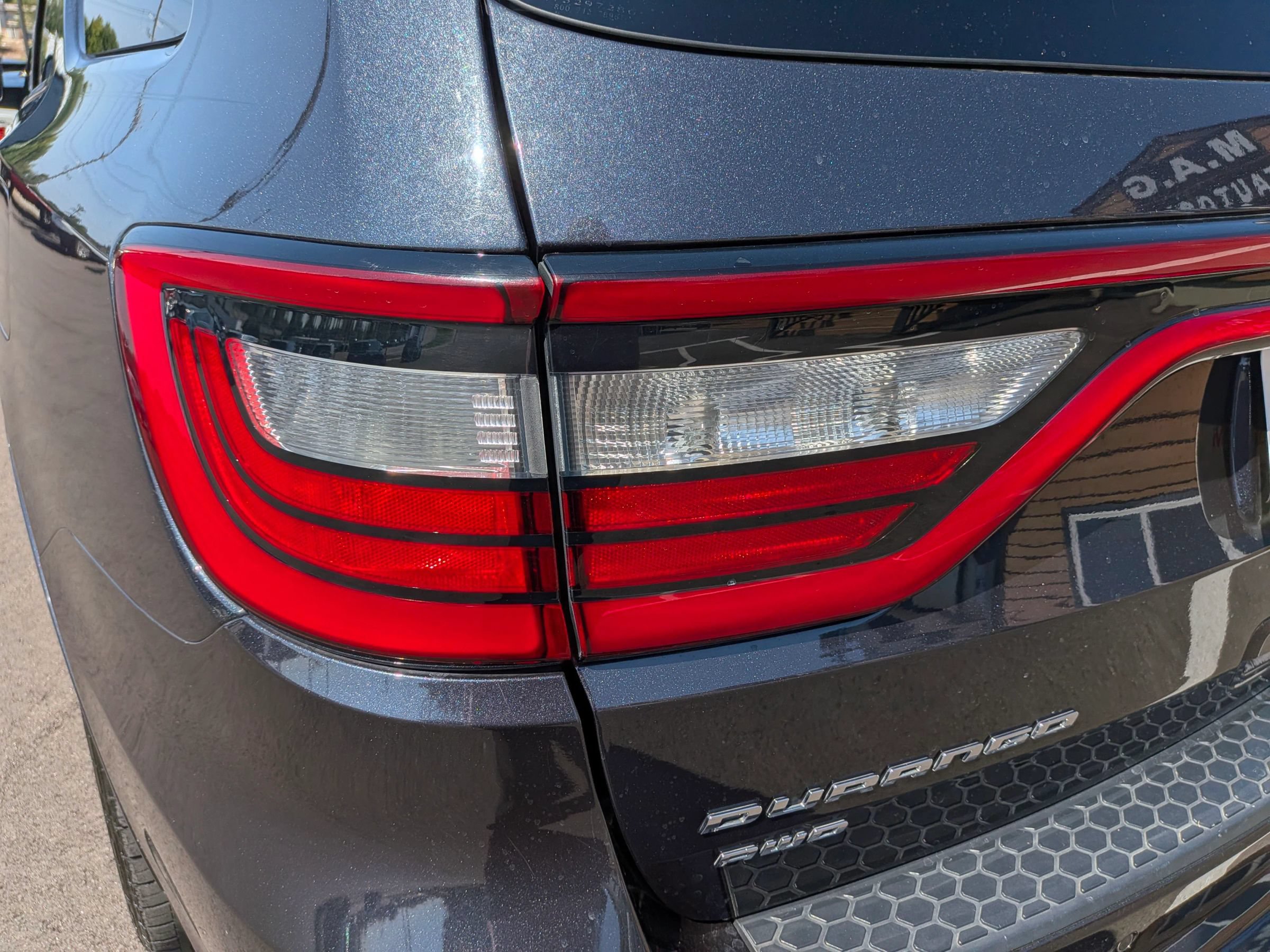 Used 2016 Dodge Durango R/T w/ Technology Group AWD/4WD image 14