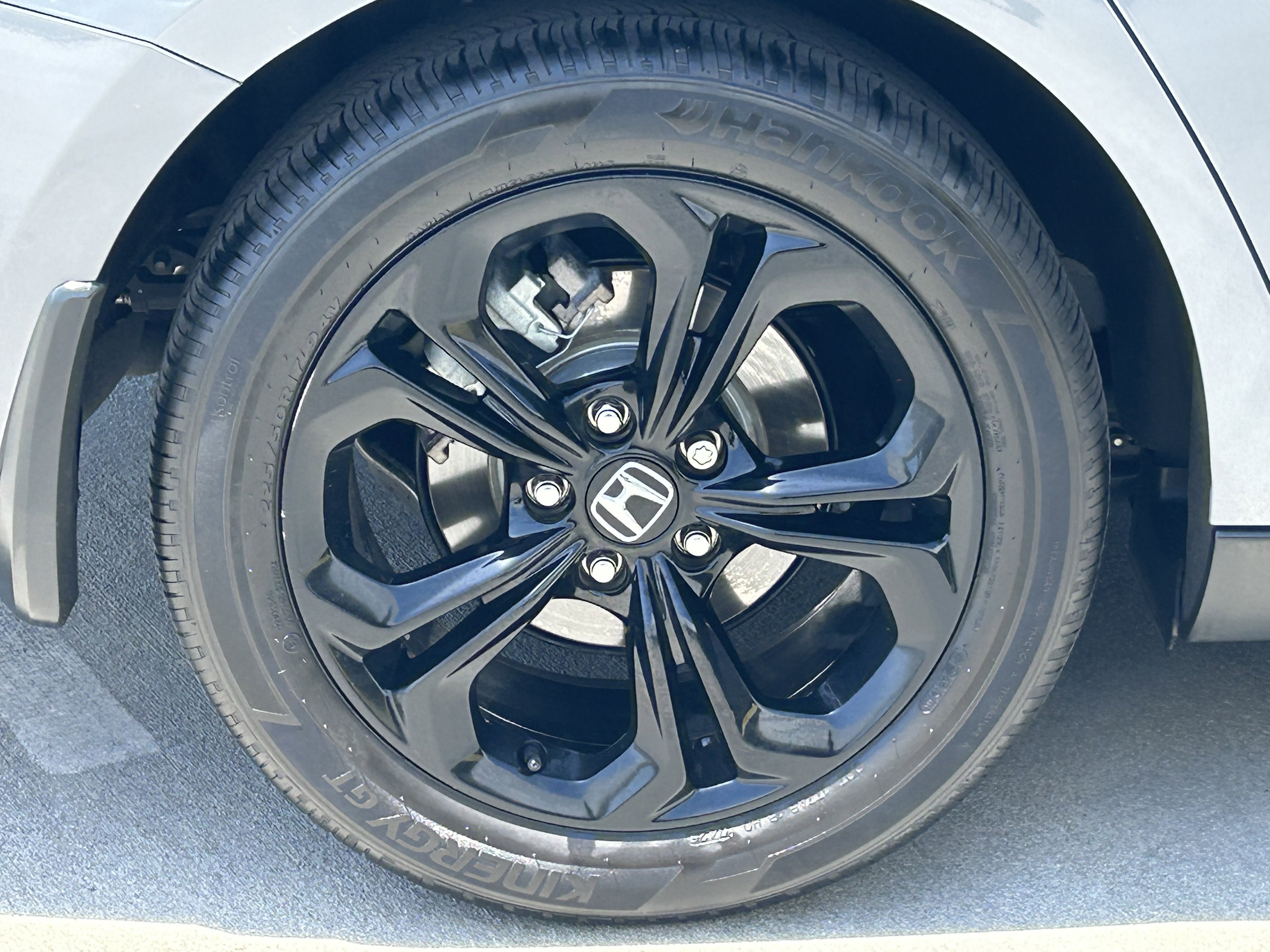 Certified 2025 Honda Accord SE image 7