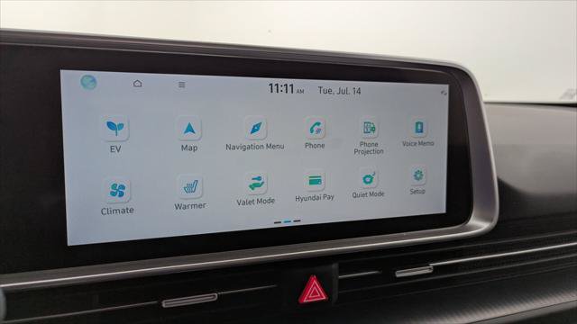Used 2024 Hyundai Ioniq 6 SE RWD image 26