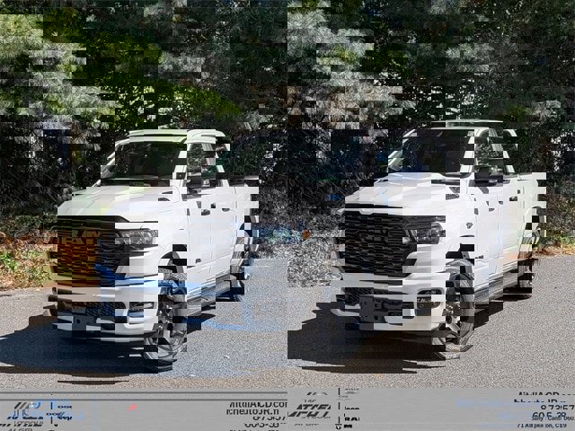 New 2026 RAM 1500 4x4 Crew Cab image 1