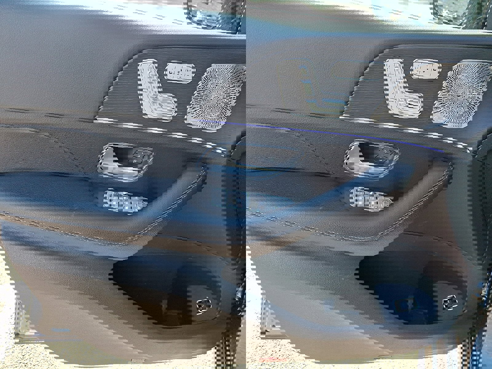 Used 2023 Mercedes-Benz GLE 350 4MATIC image 13