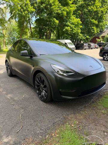 Used 2022 Tesla Model Y Performance AWD/4WD image 1