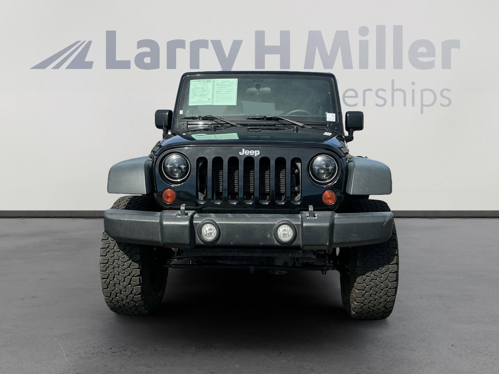 Used 2013 Jeep Wrangler Unlimited Sport w/ Max Tow Pkg image 8