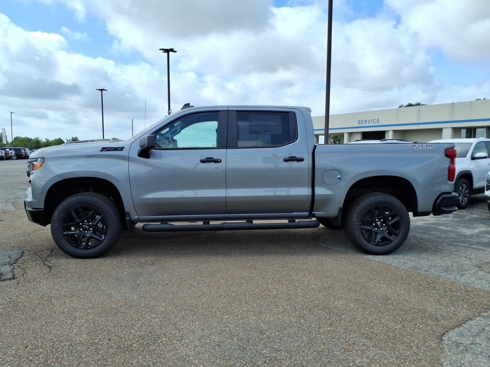 New 2026 Chevrolet Silverado 1500 Custom Trail Boss w/ Turbomax Blackout Package AWD/4WD image 2