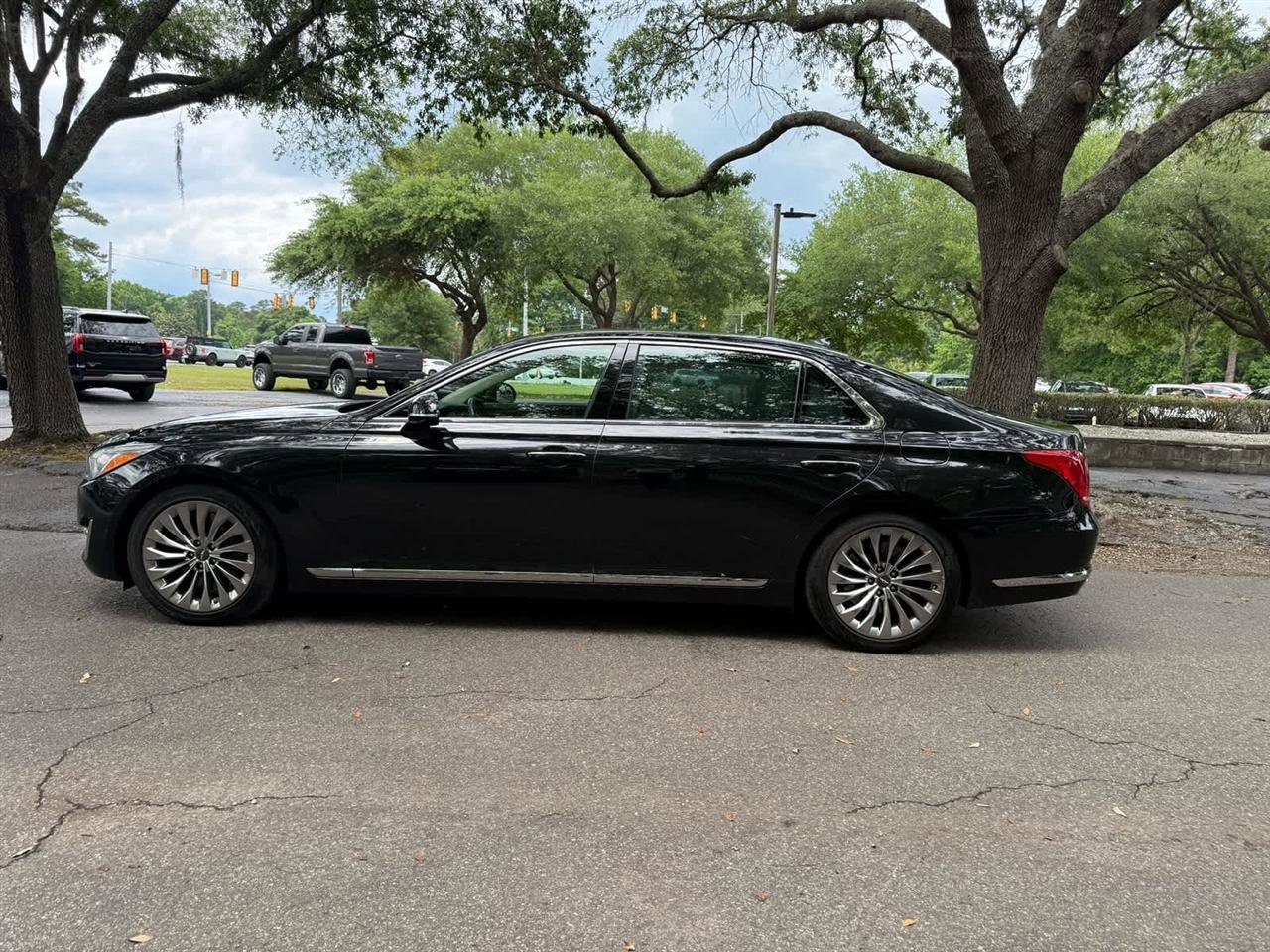 Used 2018 Genesis G90 5.0 Ultimate AWD/4WD image 8