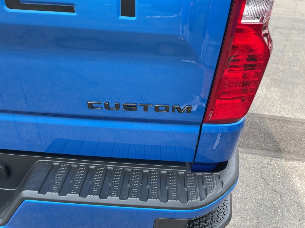 Used 2023 Chevrolet Silverado 1500 Custom w/ LPO, Dark Essentials Package image 12