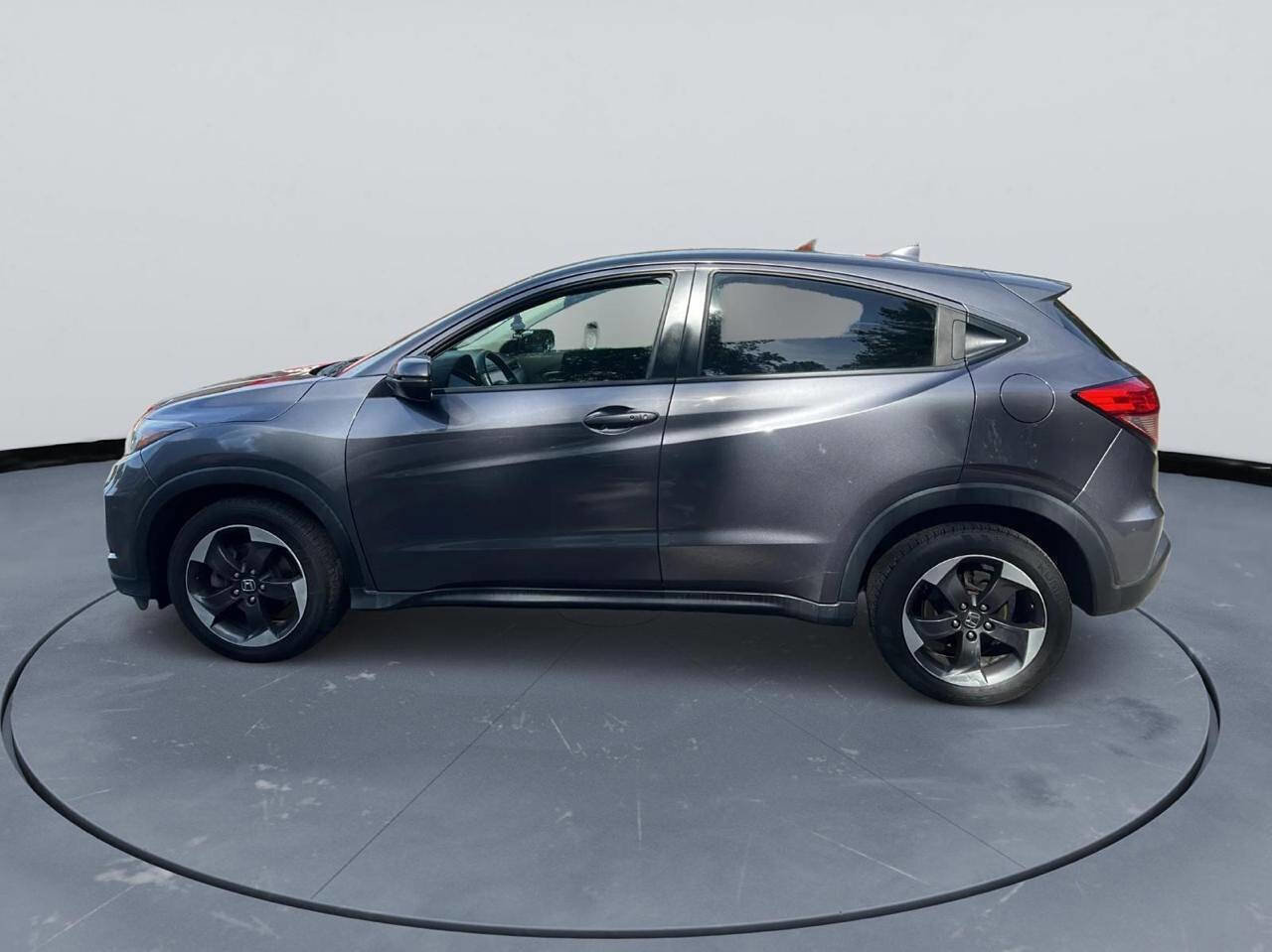 Used 2018 Honda HR-V EX image 7