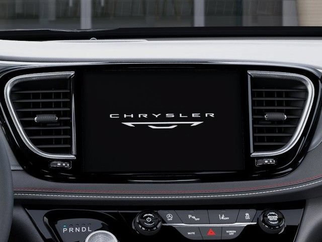 New 2027 Chrysler Pacifica Select AWD/4WD image 18