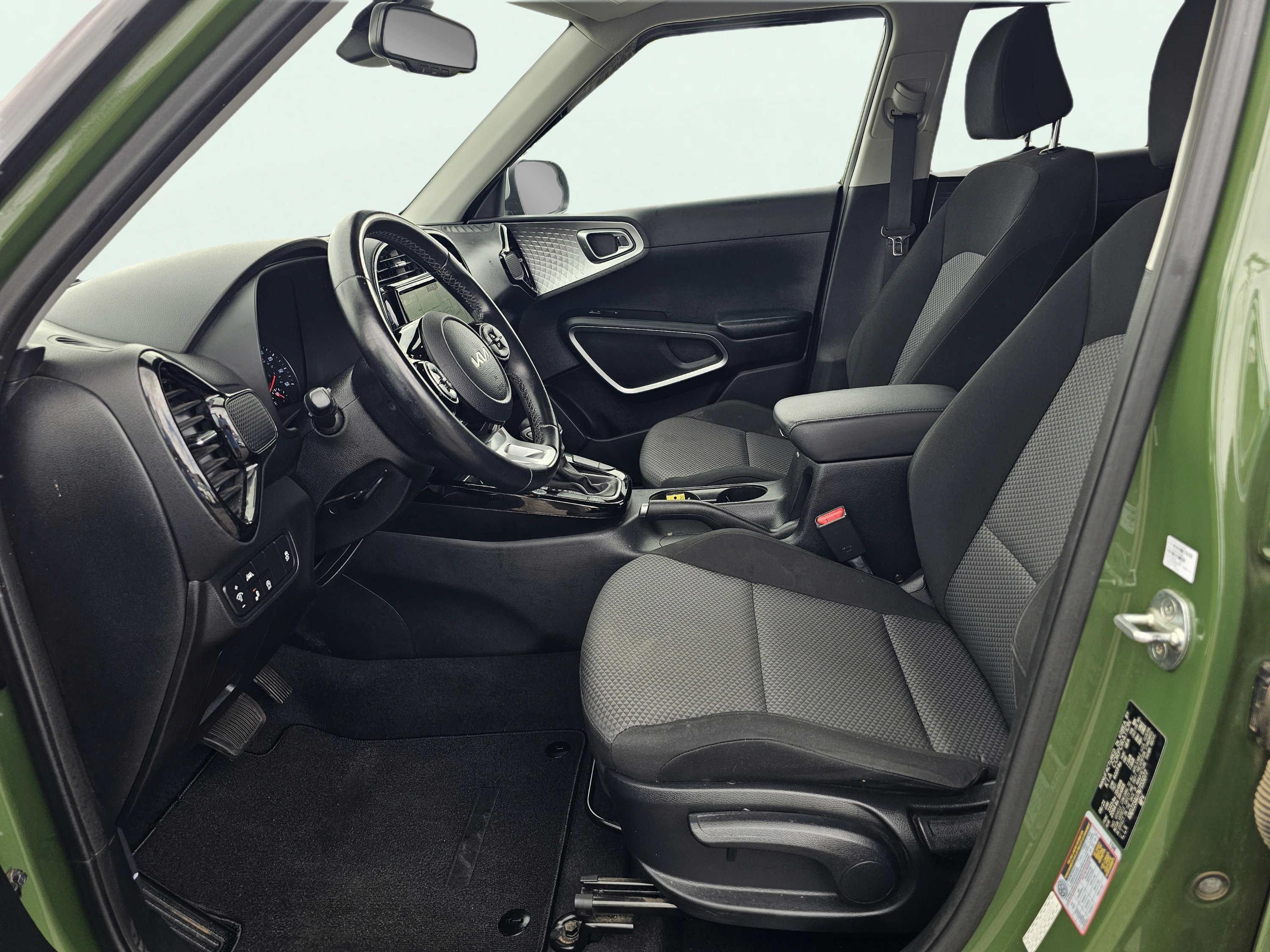 Used 2022 Kia Soul X-Line FWD image 32