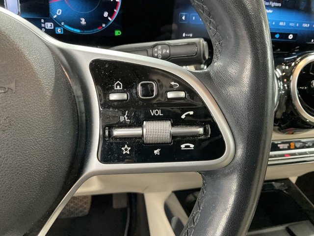 Used 2020 Mercedes-Benz GLB 250 4MATIC image 21