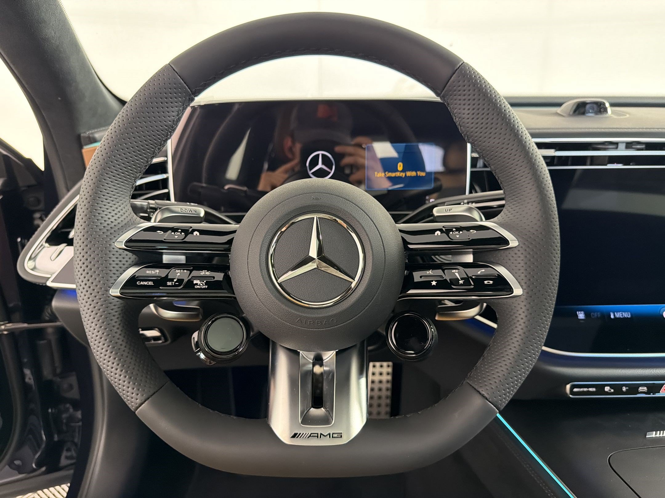 New 2026 Mercedes-Benz E 53 AMG e 4MATIC Wagon image 11