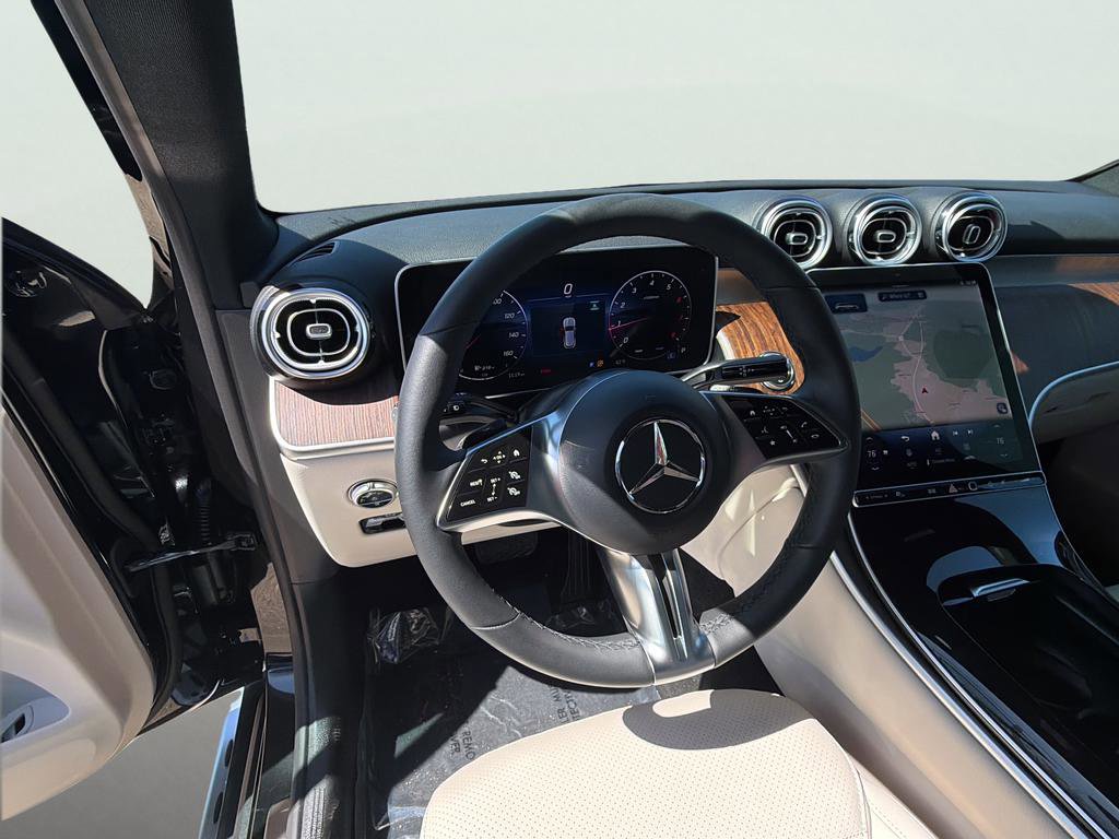 Used 2026 Mercedes-Benz GLC 300 4MATIC image 11