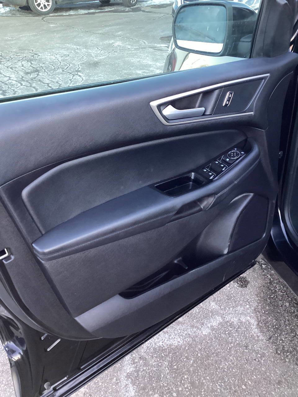 Used 2019 Ford Edge SEL w/ Equipment Group 201A image 13