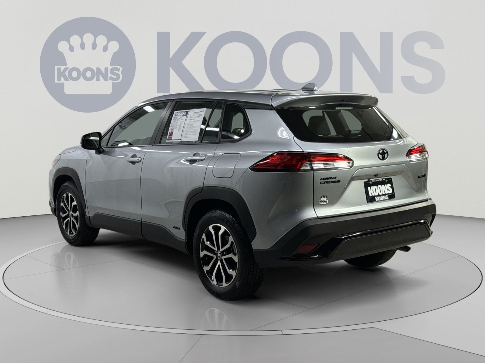 Used 2024 Toyota Corolla Cross AWD Hybrid image 18