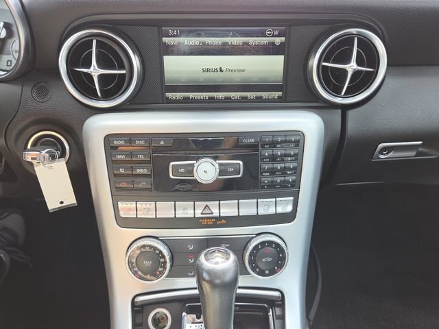 Used 2015 Mercedes-Benz SLK 250 w/ Premium Package image 7
