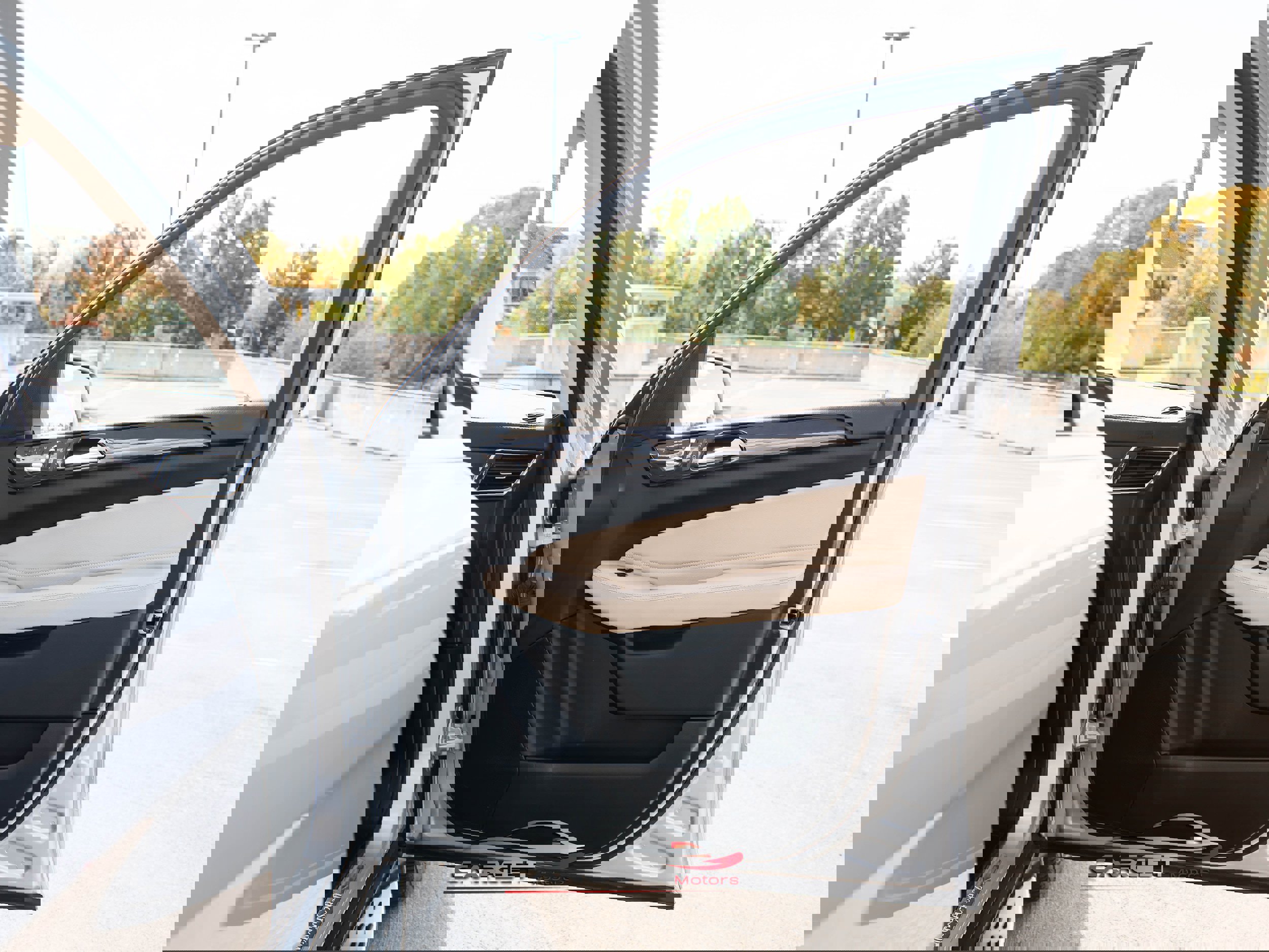 Used 2018 Mercedes-Benz GLS 450 4MATIC w/ Premium Package image 45